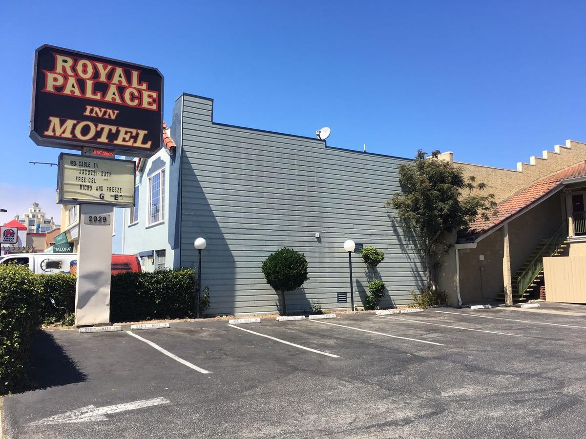 Royal Palace Inn デーリーシティ エクステリア 写真